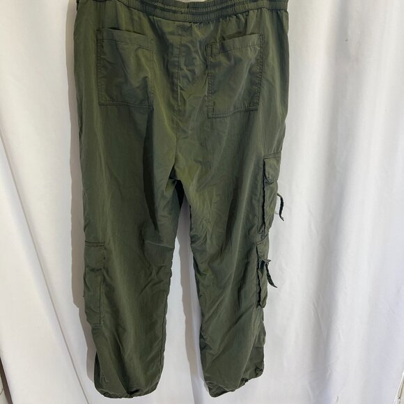 C&C California Cargo High Waist Cinchable Parachute Pants - Picture 7 of 16